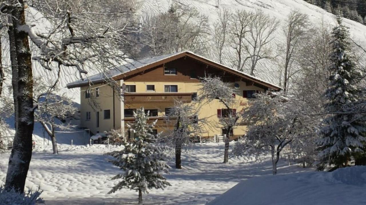 Pension & Ferienwohnungen Haus Edelweiss Holzgau Zewnętrze zdjęcie